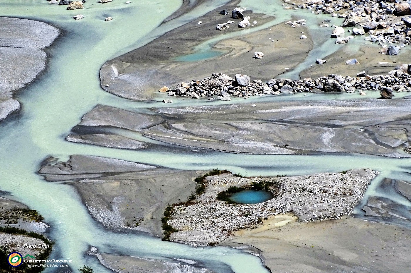 36 Meandri del torrente glaciale.JPG